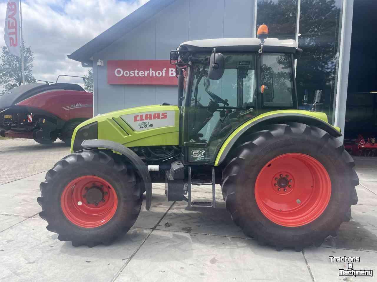 Tractors Claas Axos 329