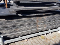 Rubber yard scraper Qmac 50% op 2e keus Rubbermatten voor sneeuwschuif - mestschuif met staalinlage