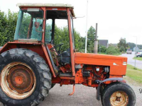 Tractors Renault 781 2WD Tractor