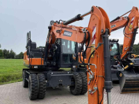 Excavator mobile Doosan DX140W-7