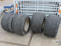 Wheels, Tyres, Rims & Dual spacers BKT 19.0/45-17 10ply AW708 implement band met wiel/velg 6-gaats ET0