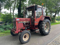 Tractors Case-IH 745 XL
