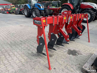 Deep subsoiler Kverneland CLI bodem beluchter met 3 punt hef