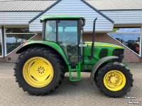 Tractors John Deere 6220 se