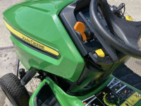 Mower self-propelled John Deere X 350 R Zitmaaier