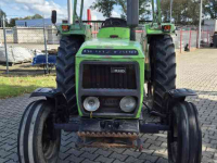 Tractors Deutz-Fahr D6007 met kruip