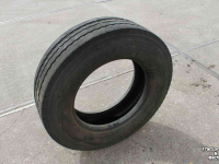 Wheels, Tyres, Rims & Dual spacers Bridgestone 215/75R17.5 R168 trailerband truckband aanhangerband