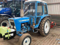 Tractors Ford 4600 2WD Tractor