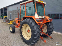 Tractors Renault 681