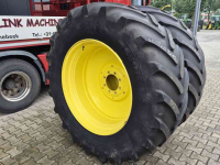 Wheels, Tyres, Rims & Dual spacers Michelin 650/65R42 21mm op JOHN DEERE velgen