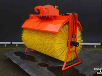 Sweepers and vacuum sweepers Hofstede Hofstede  mobiele kraan veegmachine Borstel diameter 90cm