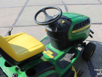 Mower self-propelled John Deere X155R zitmaaier maaitrekker gazonmaaier hydrostaat grasmaaier