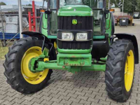 Tractors John Deere 6120 SE met kruip en maar 4850uur!!