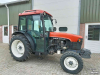 Small-track Tractors New Holland TN90F wijnbouw/tuinbouw/fruitteelt/smalspoor