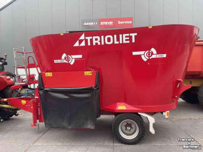 Vertical feed mixer Trioliet Solomix :2-1400 met Hooiring