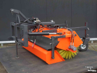 Sweepers and vacuum sweepers Hofstede DEMO / overjarig Veegmachine 60cm borstel  trekker model